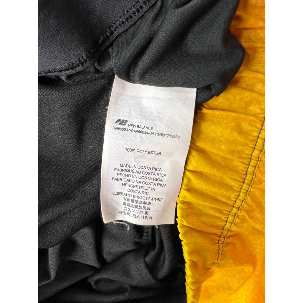 New Balance Lined Running Shorts- Womens size M - Picture 7 of 7